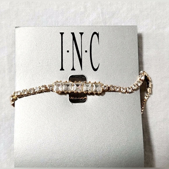 INC International Concepts Gold and White Bracelet - Picture 1 of 3
